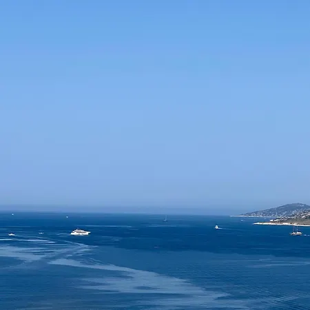 Hotel Grand Blue Lux Sarandë