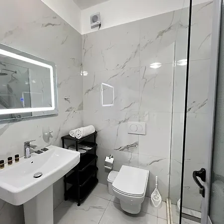 فندق Grand Blue Lux