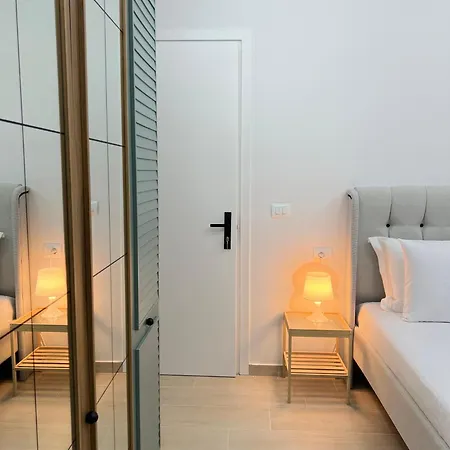 Grand Blue Lux * Sarandë