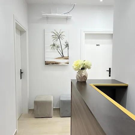 Grand Blue Lux Hotel Sarandë